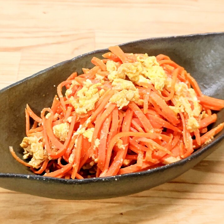 ツナ缶で作る『ツナ缶のにんじんシリシリ』